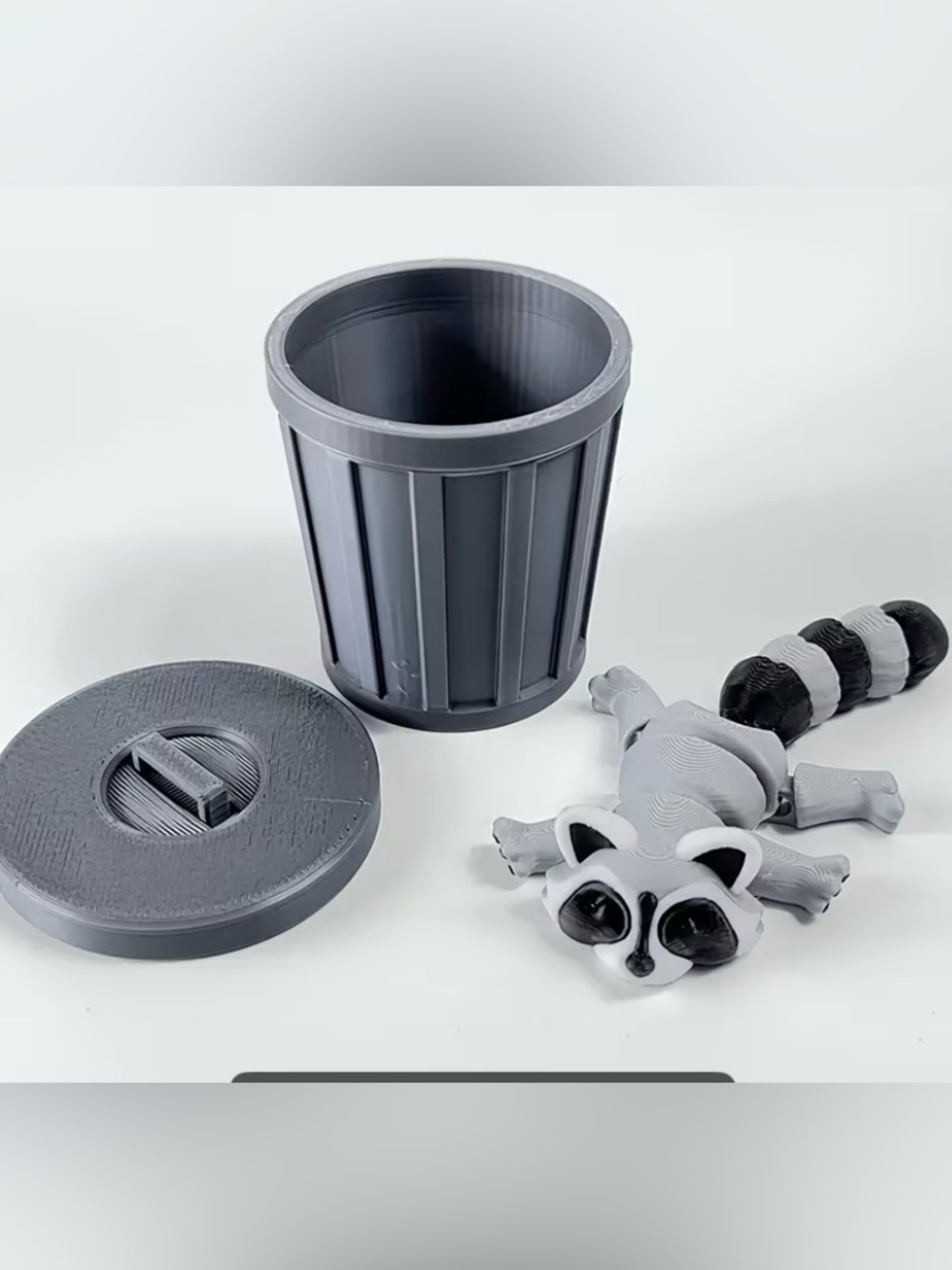 3D Printed Raccoon with its own Trash Can!